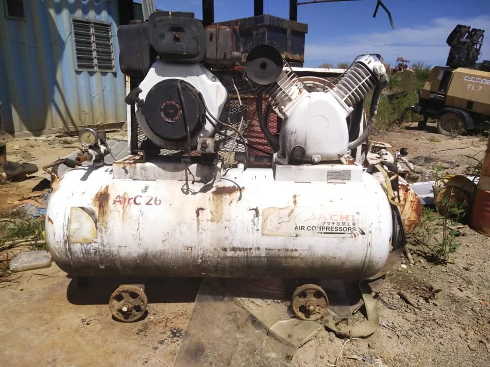 Adachi | Air Compressor | AirC 26 | Used | ADH-205D - Image 1