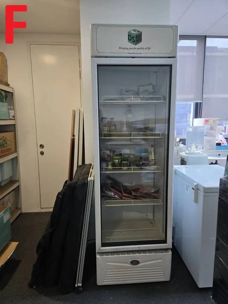 Complete Office Clearance: Desks, Chairs, Shelving, Appliances & More Part A - Image 8