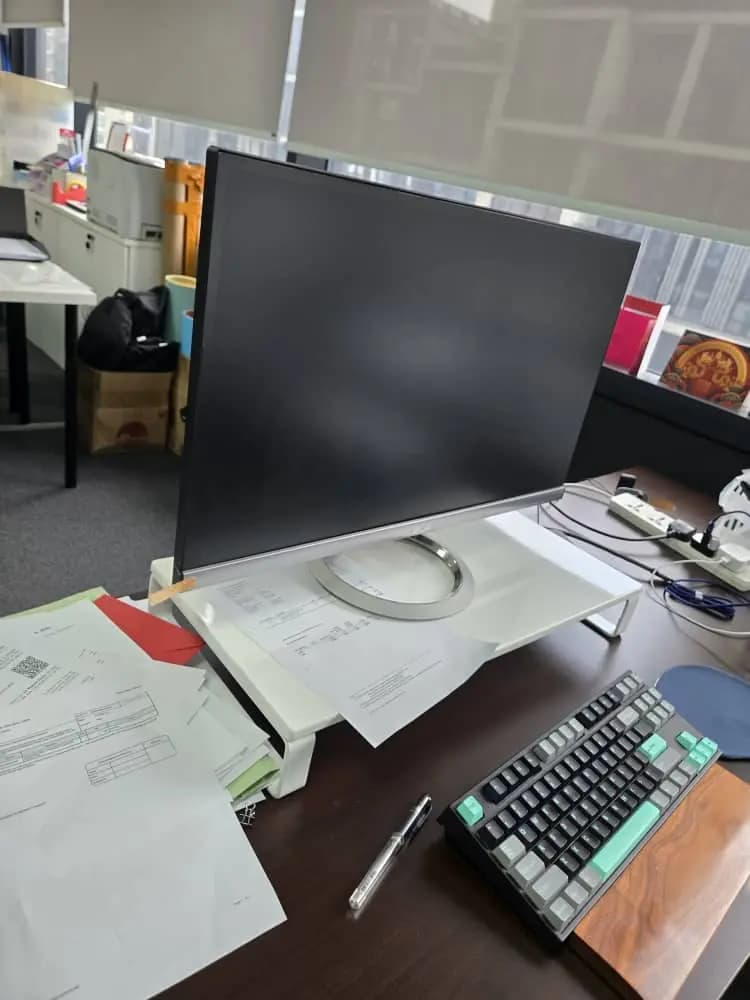 Complete Office Clearance: Printers, Monitors, TV, Copier, Freezer & More! - Image 4