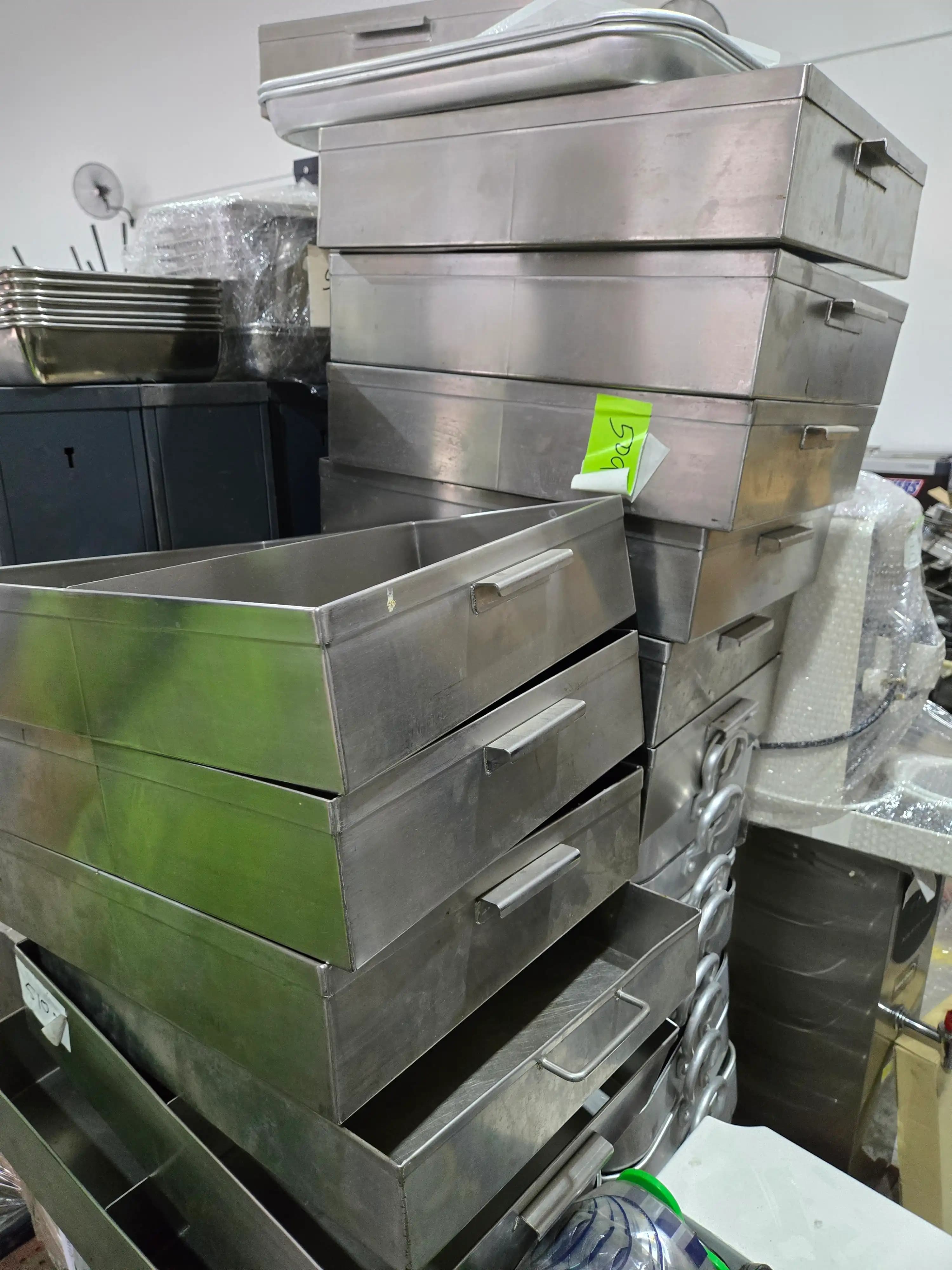 Bulk Lot: 21 Study Tables, 2 Water Tanks, 13 Stainless Steel Trays, 8 High Stools, 11 Plastic Chairs - Image 4