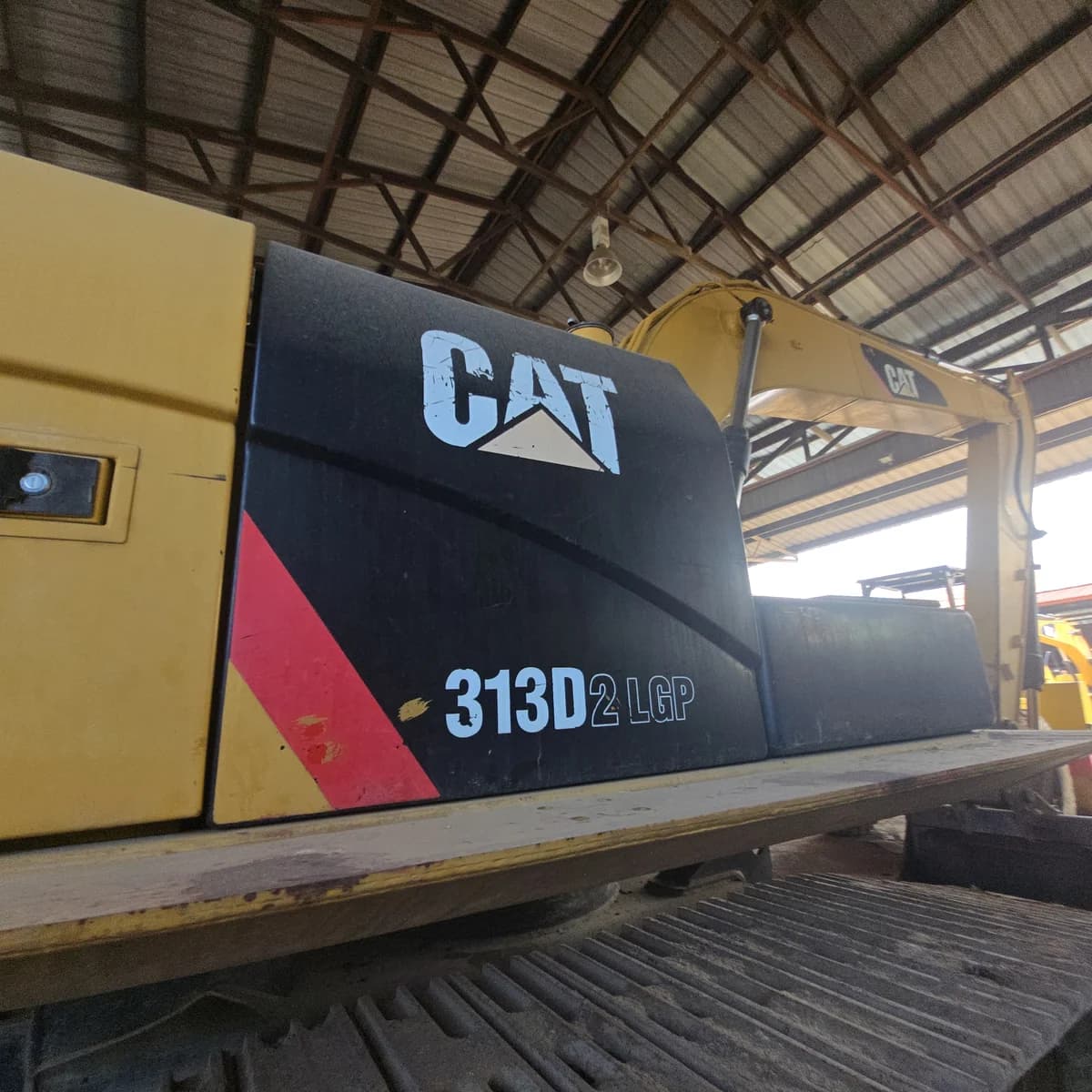 Caterpillar | Excavator | CAT-313D | Used | Unregistered Japan -- Unfurbished - Image 8