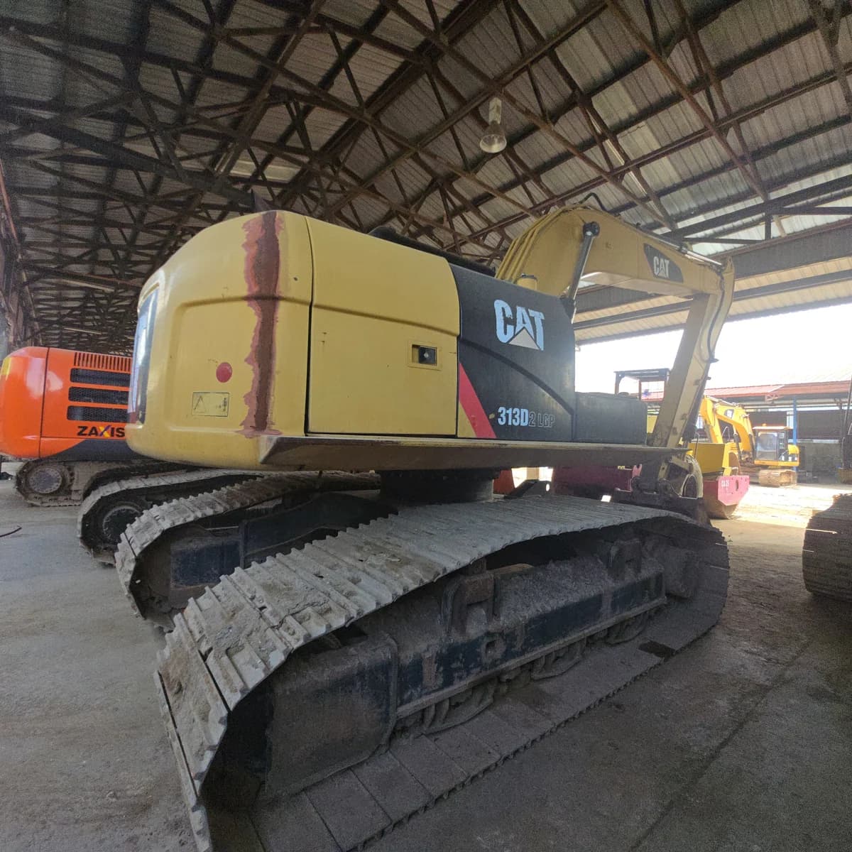 Caterpillar | Excavator | CAT-313D | Used | Unregistered Japan -- Unfurbished - Image 9