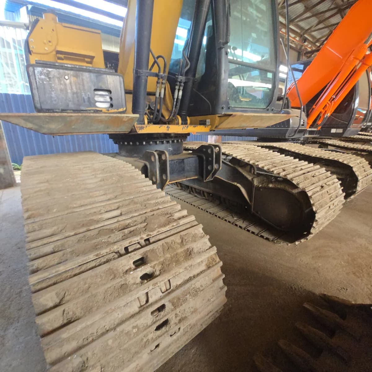 Caterpillar | Excavator | CAT-313D | Used | Unregistered Japan -- Unfurbished - Image 11