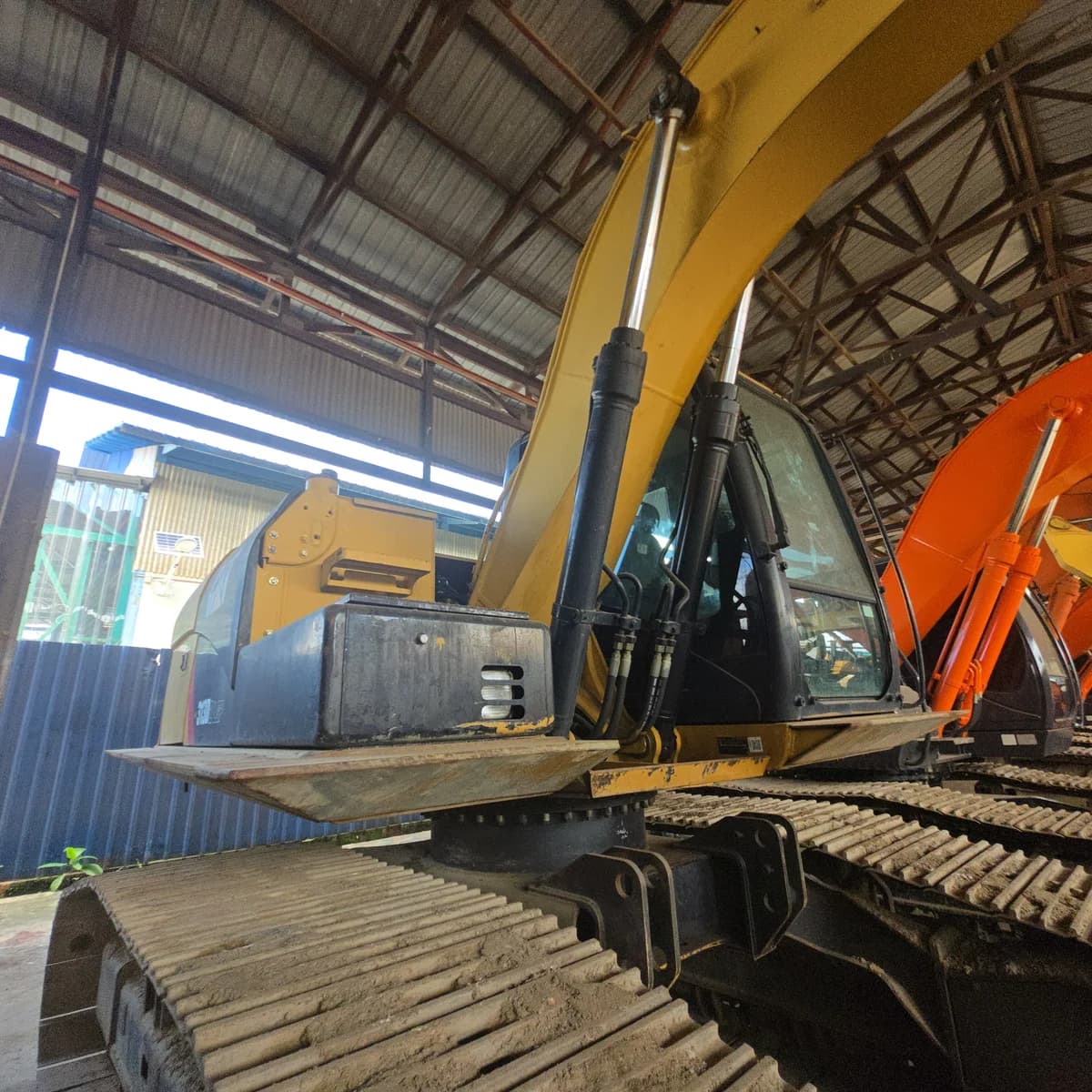 Caterpillar | Excavator | CAT-313D | Used | Unregistered Japan -- Unfurbished - Image 12