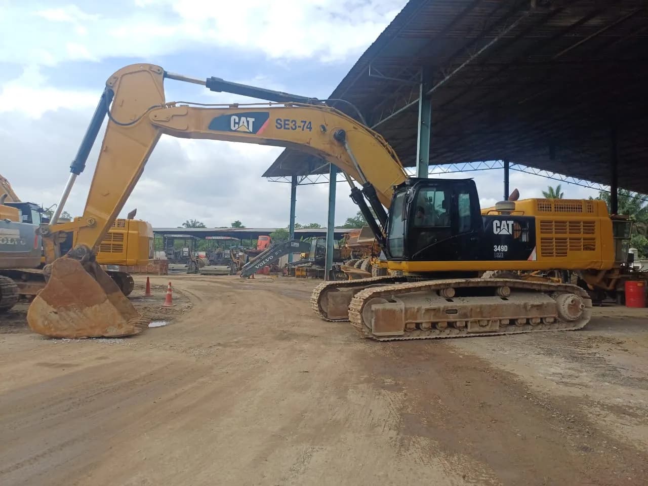 Caterpillar | Excavator | CAT349DLME | 2013 | Used | SE3-74 - Image 1