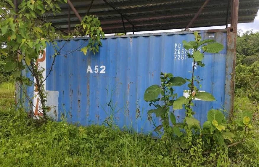 PIL Shipping Container 20ft PCIU 205253 | A52 | Used, Weathered - Image 5
