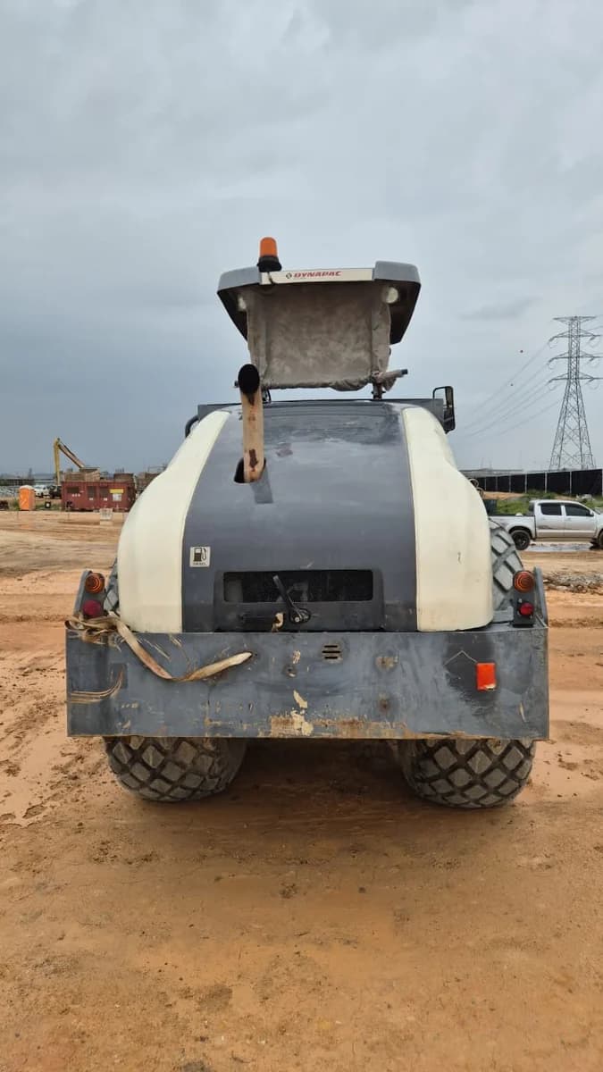 Dynapac | Compactor | CA30D | 2021 | used | CP84 - Image 2
