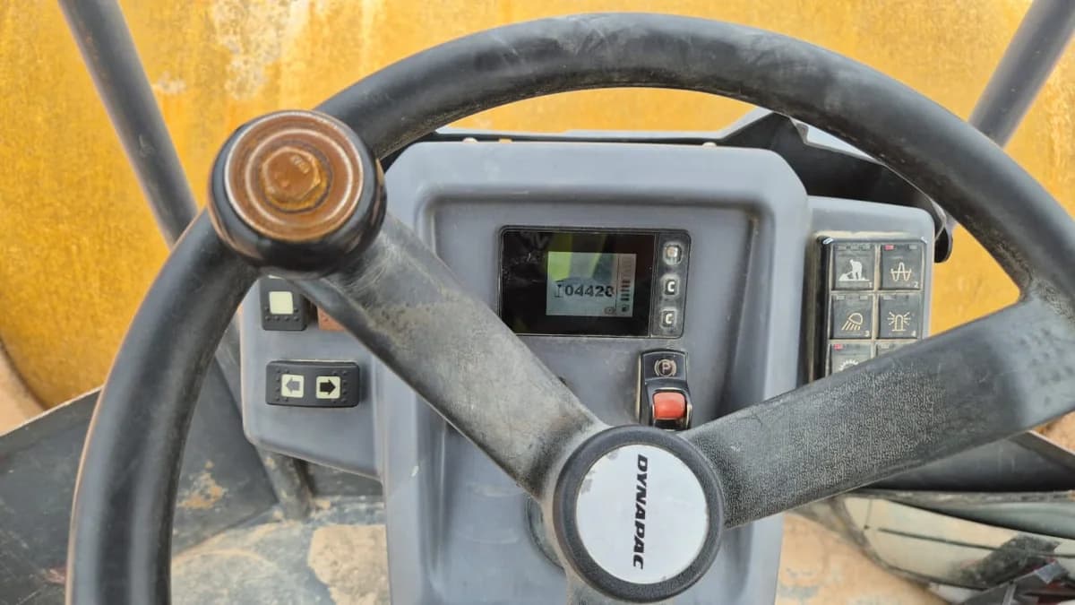 Dynapac | Compactor | CA30D | 2021 | used | CP84 - Image 6
