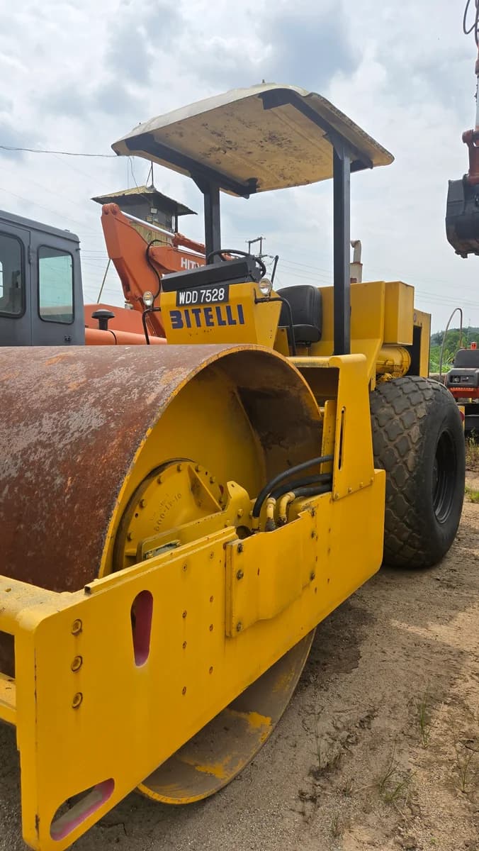 DYNAPAC | Vibratory Compactor | CA251 | 1997 | Used | JET6654 - Image 25