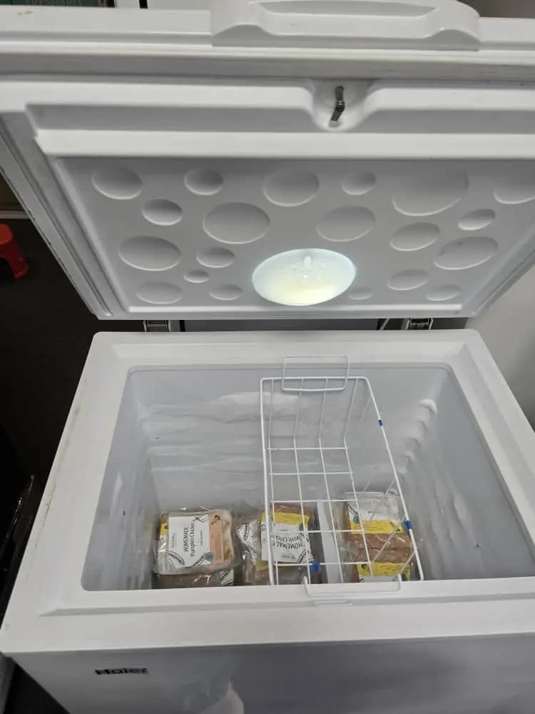 Complete Office Clearance: Printers, Monitors, TV, Copier, Freezer & More! - Image 14