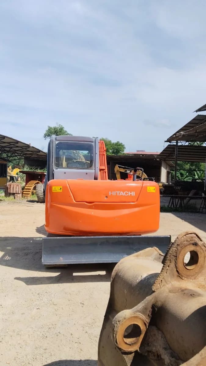 Hitachi | Excavator | ZX60 | Used -- Unfurbished - Image 5