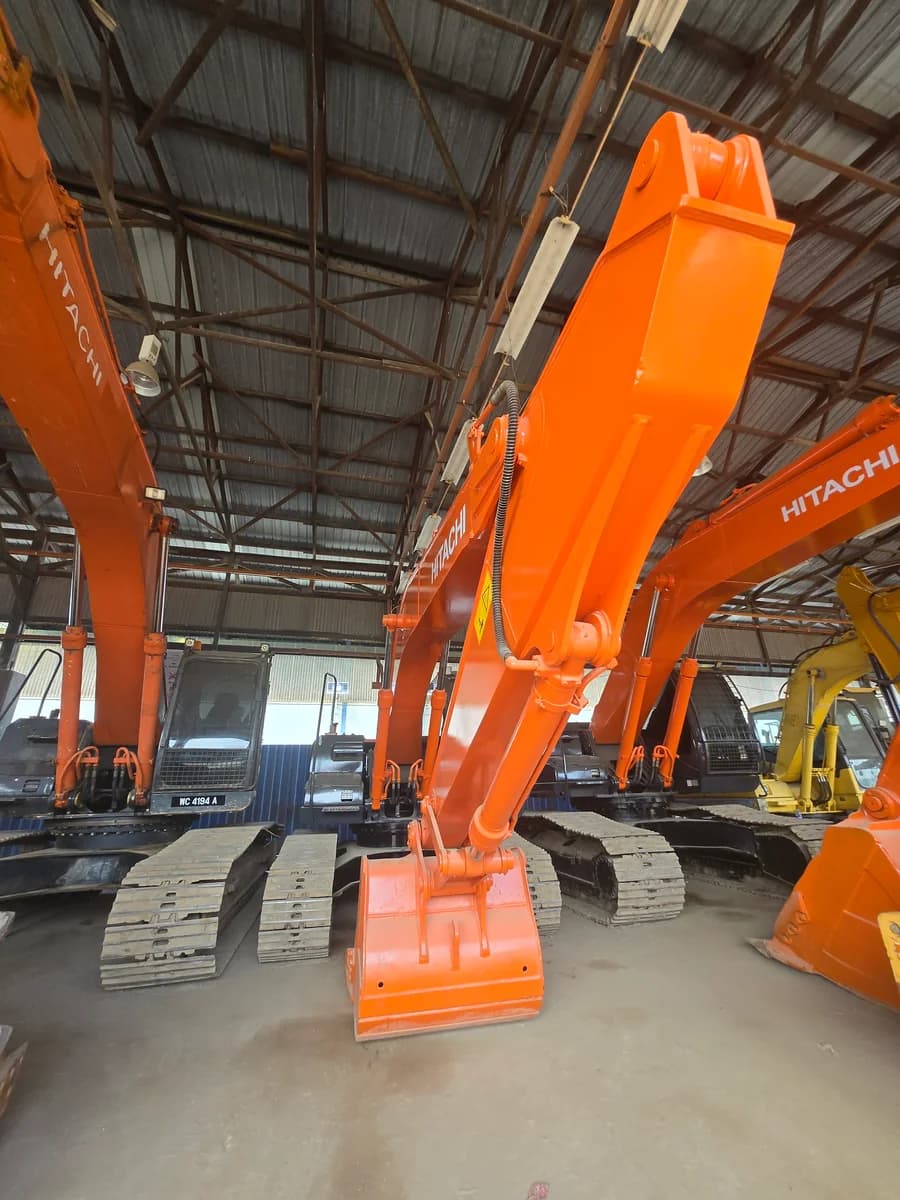 Hitachi | Excavator | ZX200-5G | 2018 | Used | WC 4194 A - Image 5