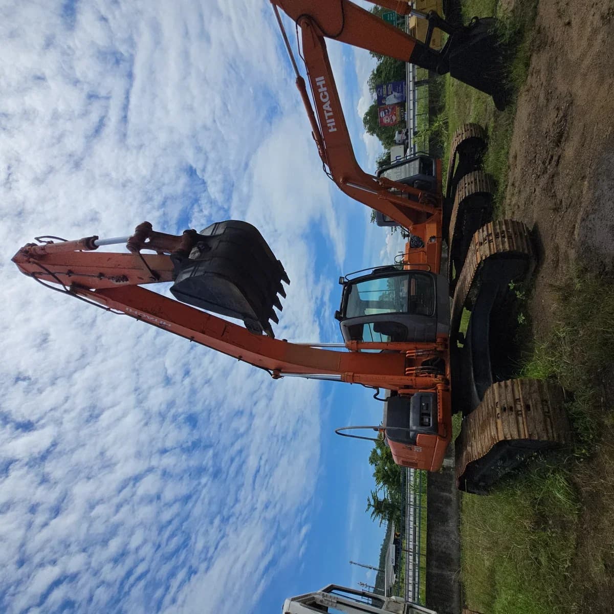 Hitachi | Excavator | ZX200LC | 2015/2022 | Used - Image 12