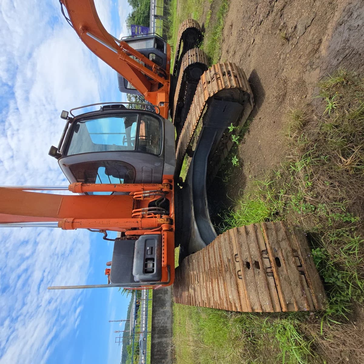 Hitachi | Excavator | ZX200LC | 2015/2022 | Used - Image 4