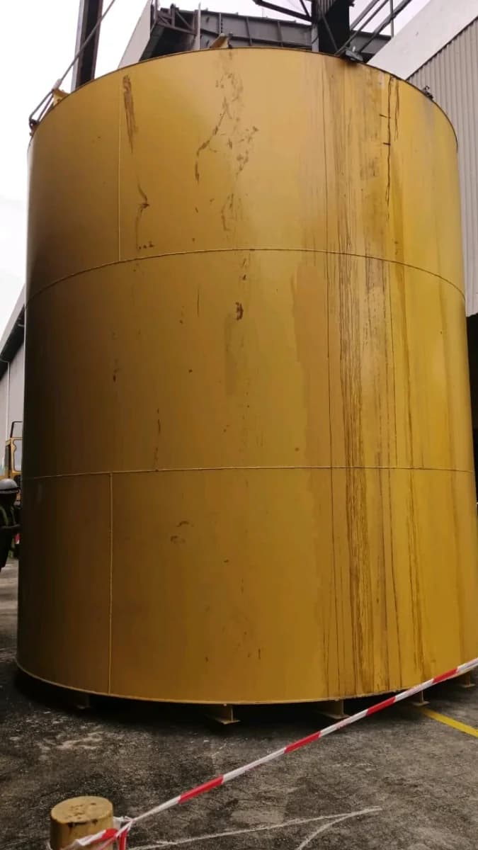 Industrial Manufacturing Boiler | Used, Heavy-Duty Metal Tank - Image 1