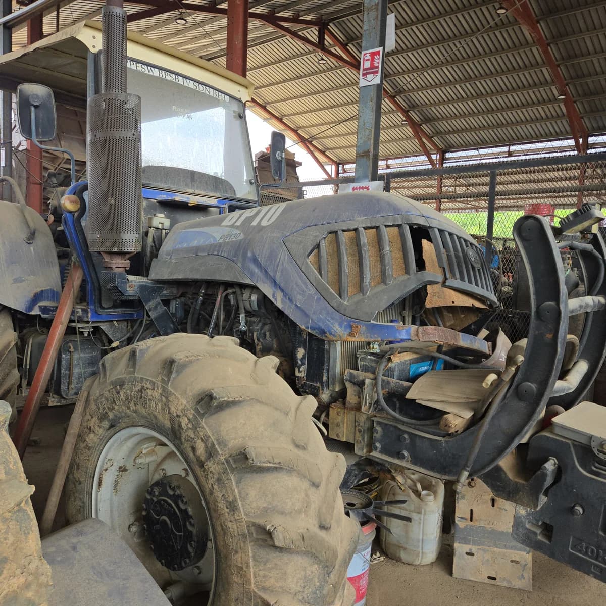 Kinta | Tractor 4WD | PE130 | 2017 | Used | BP10 - Gearbox Reverse Gear Noisy