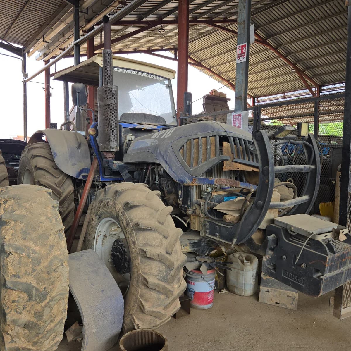 Kinta | Tractor 4WD | PE130 | 2017 | Used | BP10 - Gearbox Reverse Gear Noisy - Image 5