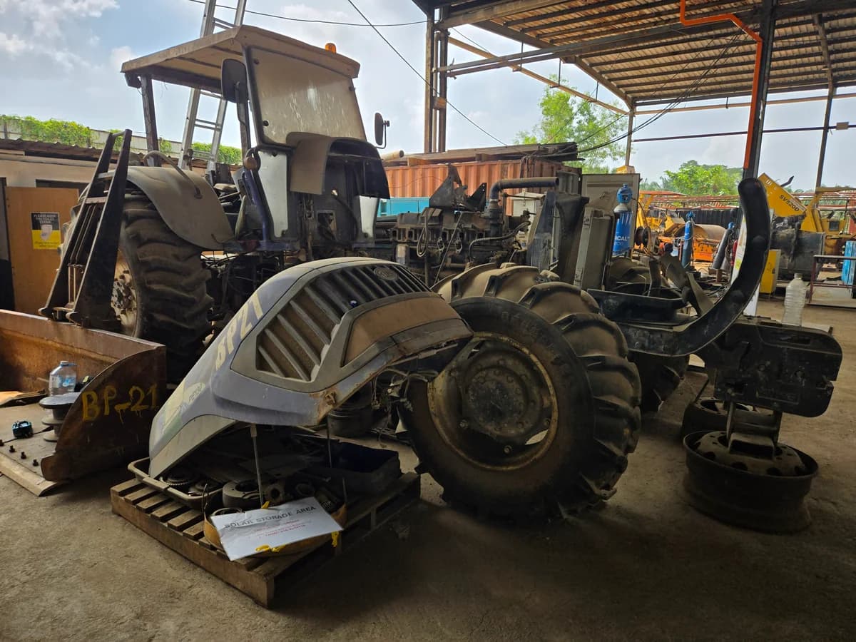 Kinta | Tractor 4WD | PE130 | 2017 | Used | BP21 - Yet to Assemble & Retrofit - Image 5