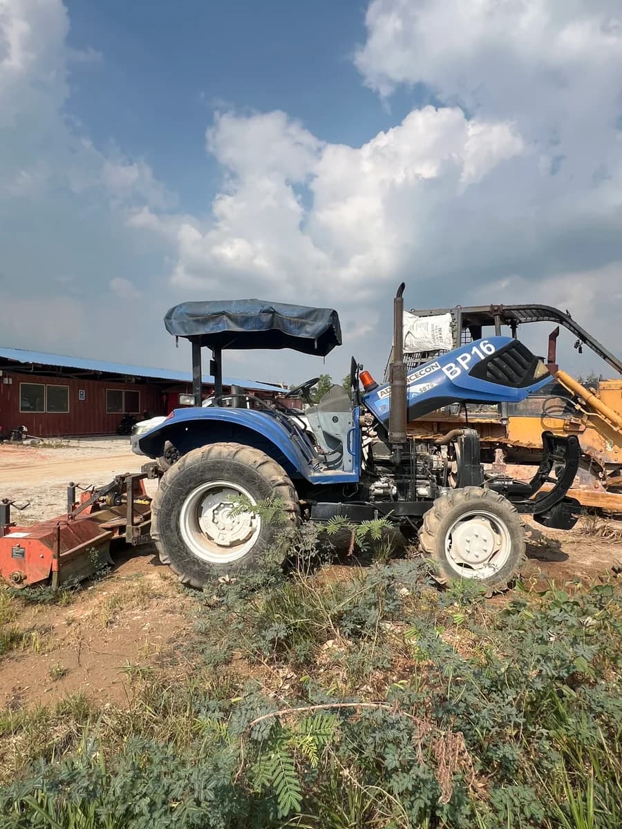 Kinta | Tractor 4WD | SB70 | 2017 | Used | BP 16 | BPK 1499 - Good Condition, sold without broom - Image 6