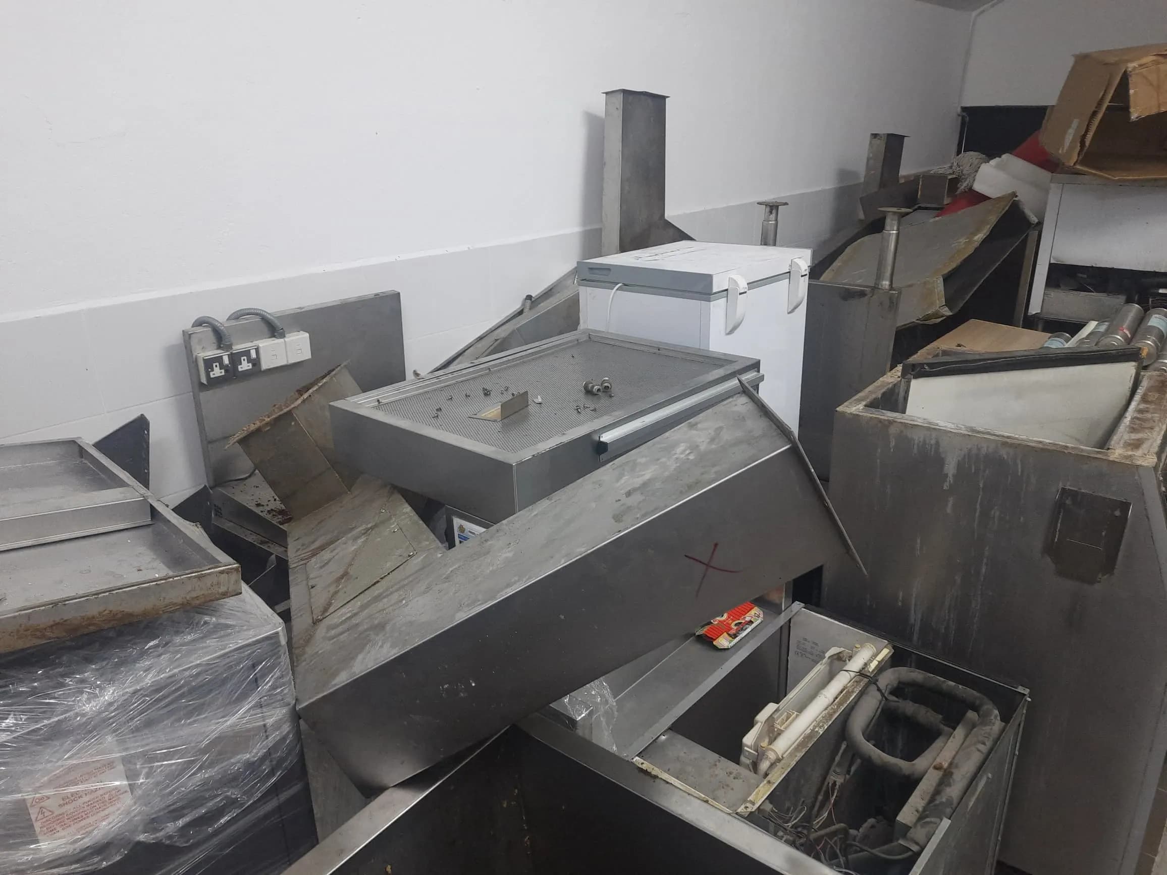 Kitchen Equipment Stainless Steel & Metal | 7-8 years Used | Lock, Stock, and Barrel Sale | Working & Need Repairs - Image 9