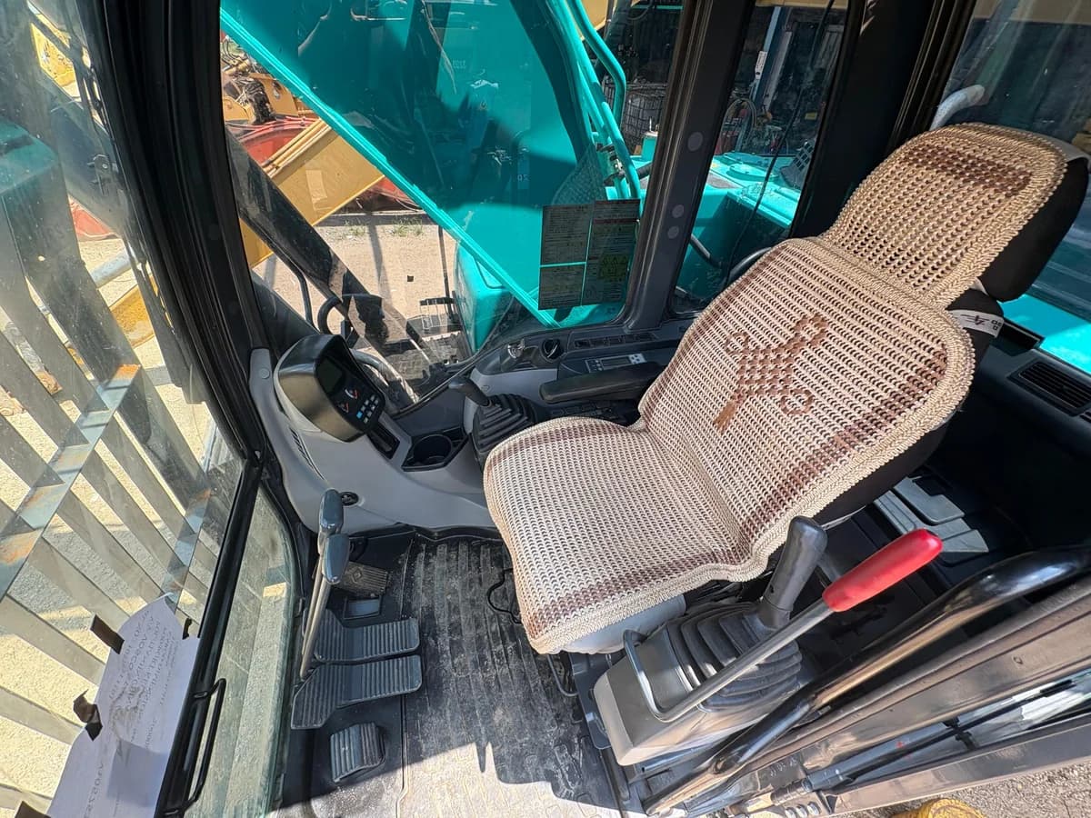 KOBELCO | Excavator | SK200-8 | Used | Unregistered China - Image 12