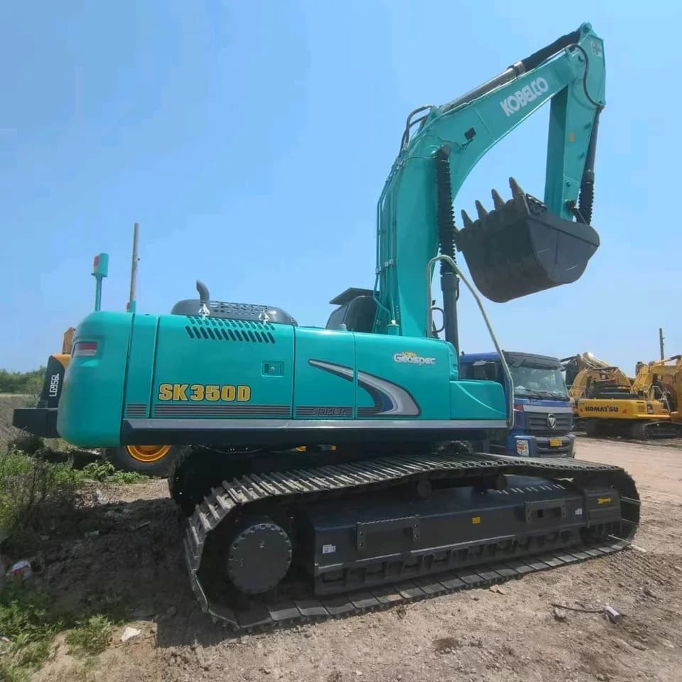 KOBELCO Excavator SK350D || Used Heavy Equipment, Crawler Tracks - Image 6