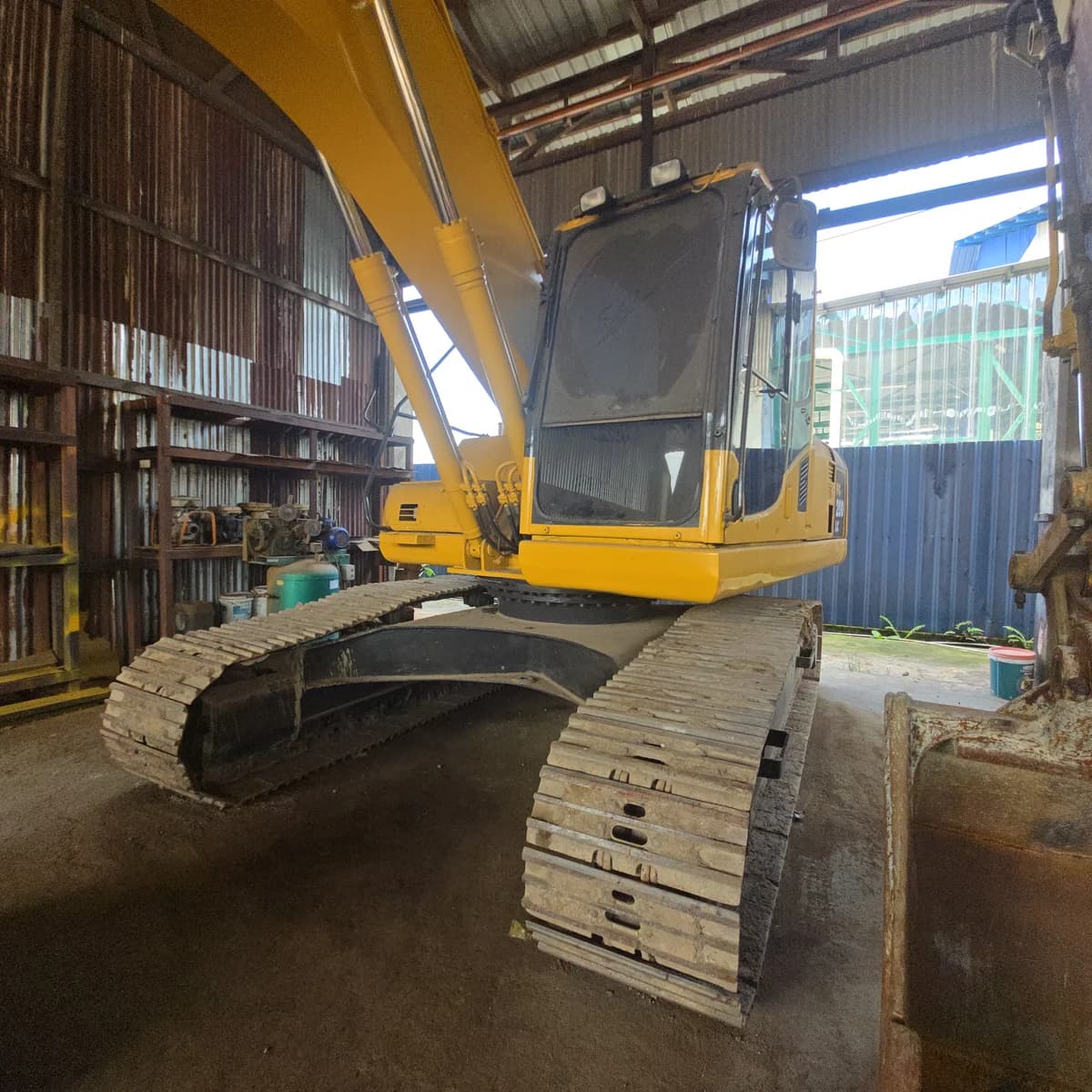 Komatsu | Excavator | PC200-8 LC | Used | Unregistered Singapore - Image 13
