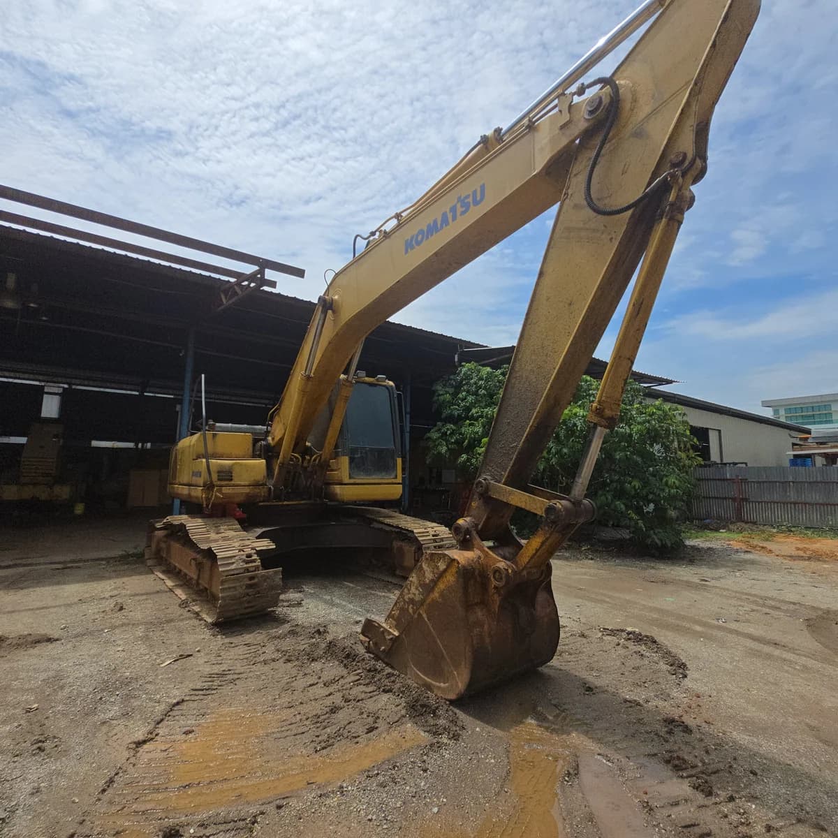 Komatsu | Excavator | PC200-8 | Used | Unregistered Singapore - Image 7