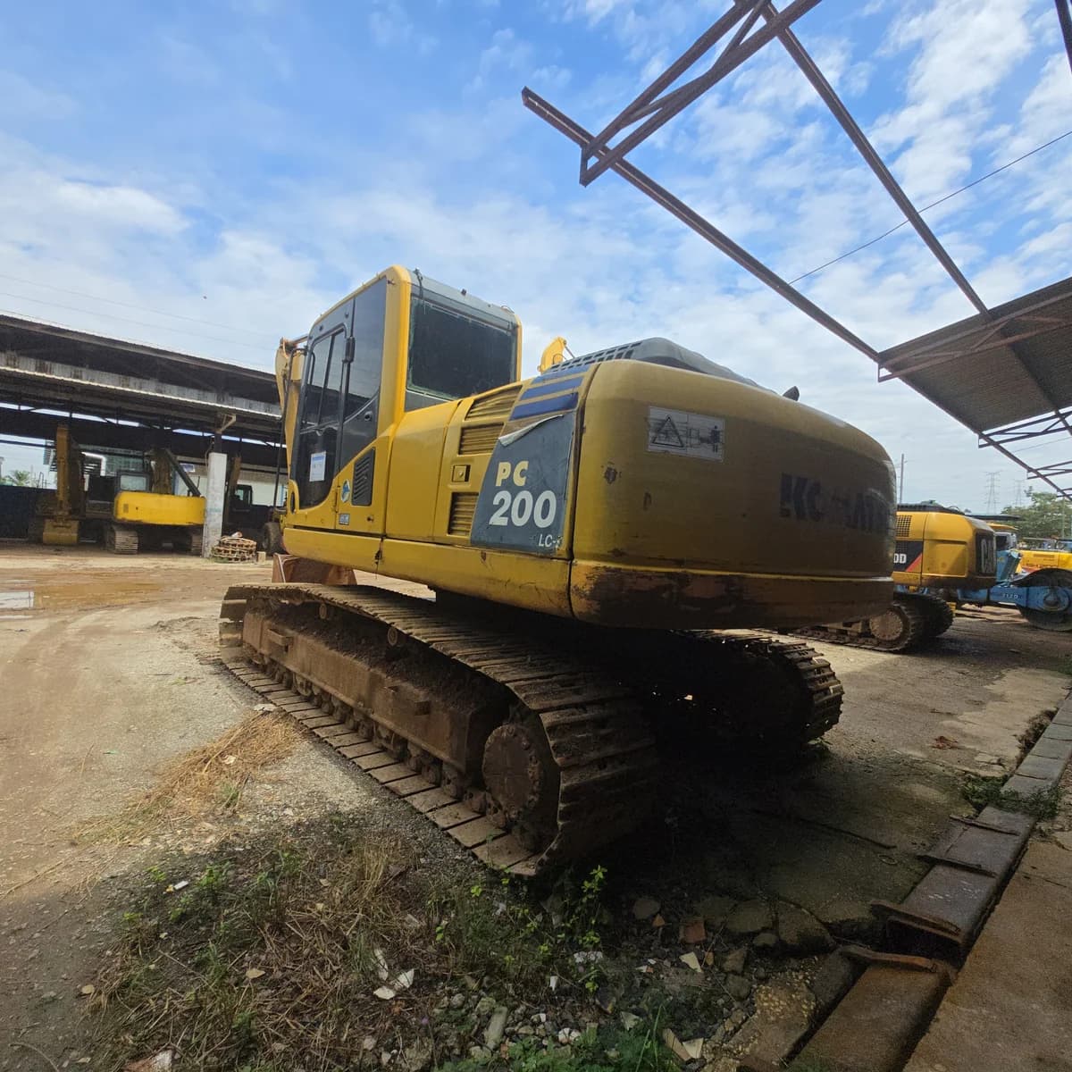 Komatsu | Excavator | PC200-8 | Used | Unregistered Singapore - Image 12