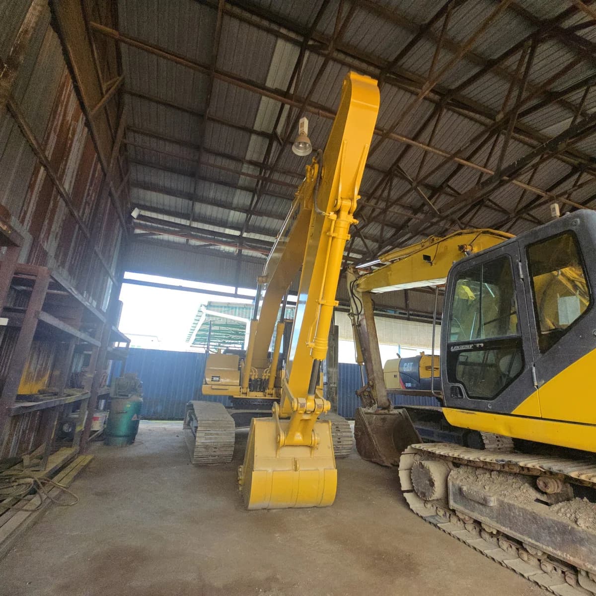 Komatsu | Excavator | PC200-8 | Used | Unregistered Singapore - Image 8