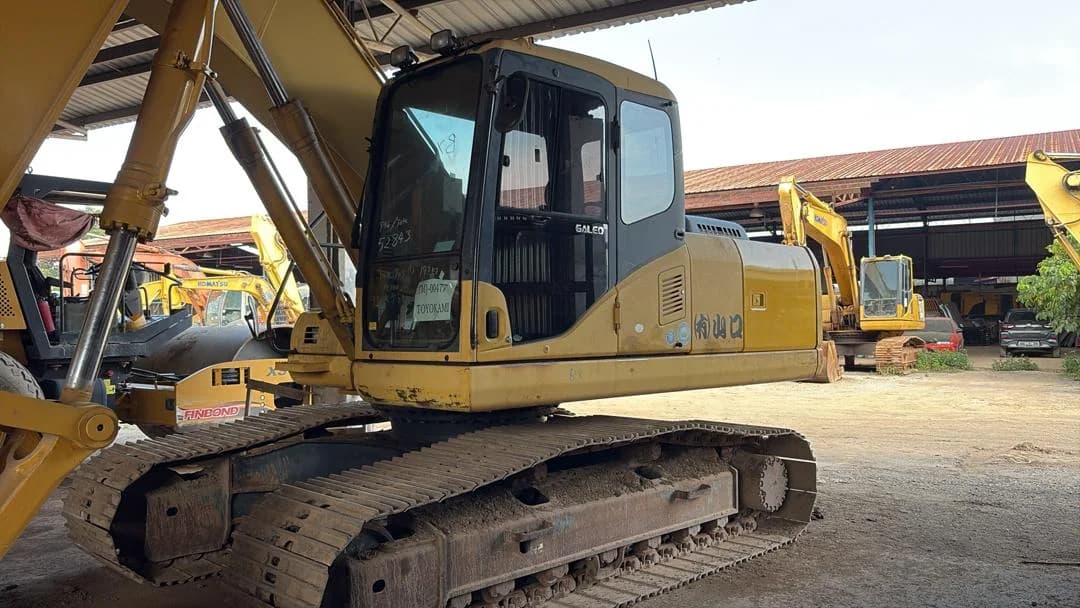Komatsu | Excavator | PC200-7 | Used | Unregistered Japan - Image 3