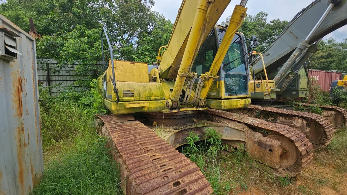 Komatsu Excavator PC300LC-8 | EK85 | Used Heavy Equipment - Image 5