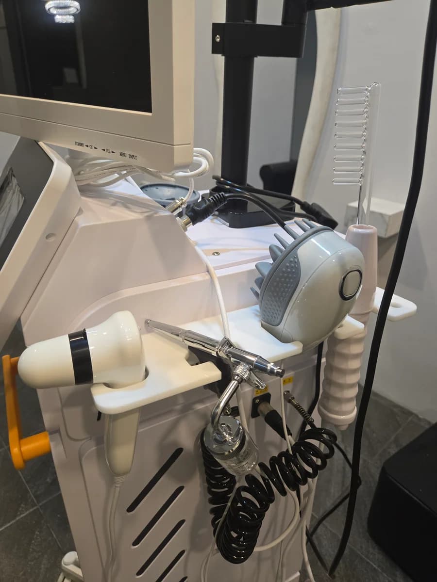 Low-Level Laser Therapy (LLLT) Hair-Regrowth & Treatment | 810 nm diode laser | 2024 | Used - Image 11
