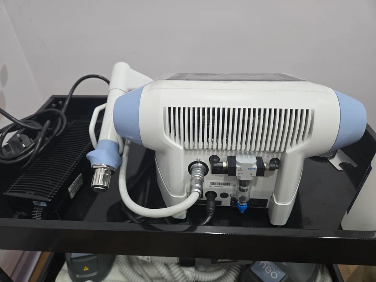 Low-Level Laser Therapy (LLLT) Hair-Regrowth & Treatment | 810 nm diode laser | 2024 | Used - Image 12
