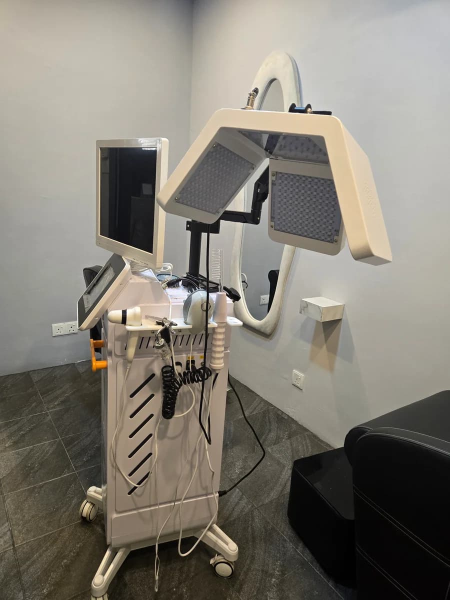 Low-Level Laser Therapy (LLLT) Hair-Regrowth & Treatment | 810 nm diode laser | 2024 | Used - Image 25