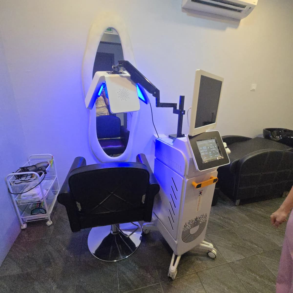 Low-Level Laser Therapy (LLLT) Hair-Regrowth & Treatment | 810 nm diode laser | 2024 | Used - Image 61