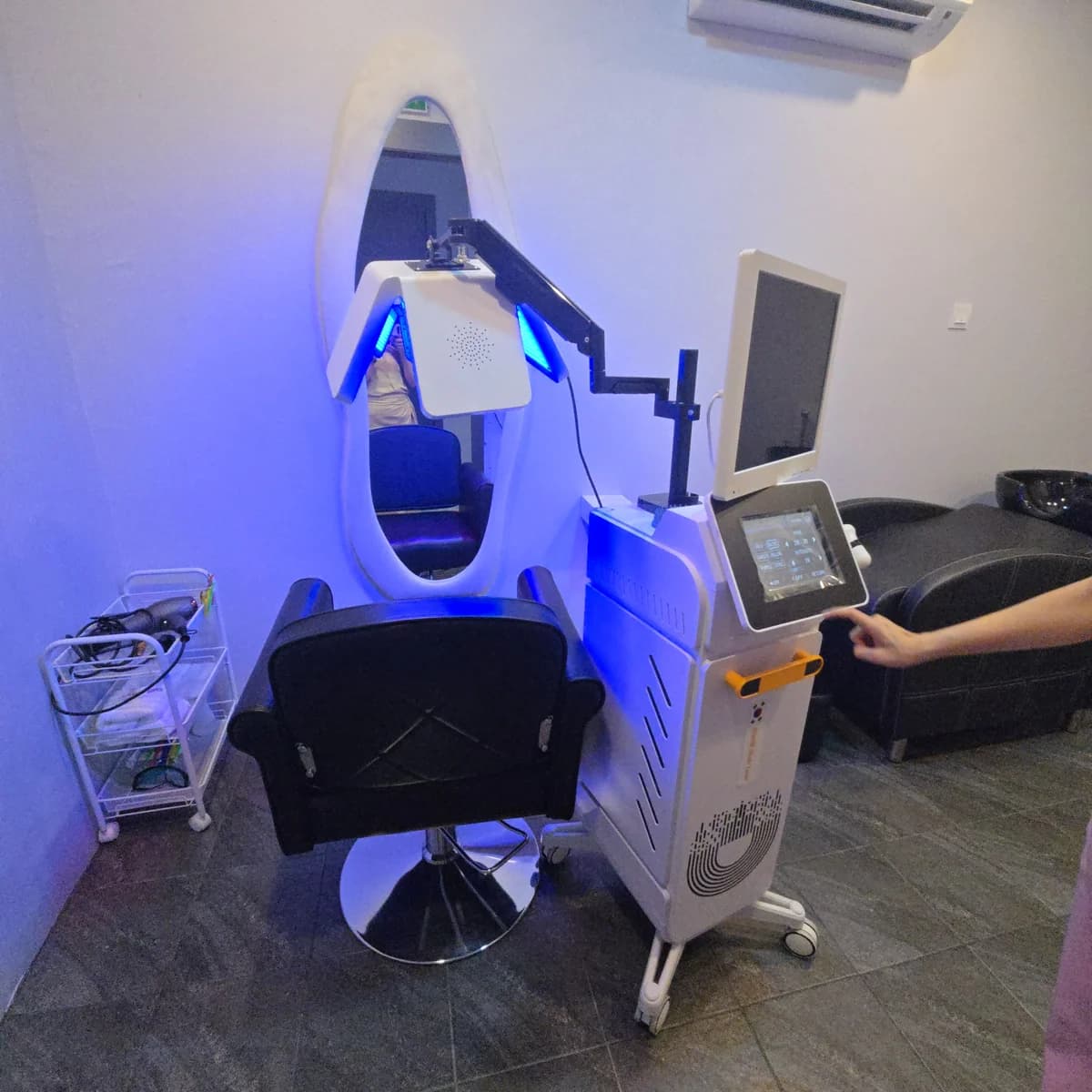 Low-Level Laser Therapy (LLLT) Hair-Regrowth & Treatment | 810 nm diode laser | 2024 | Used - Image 66