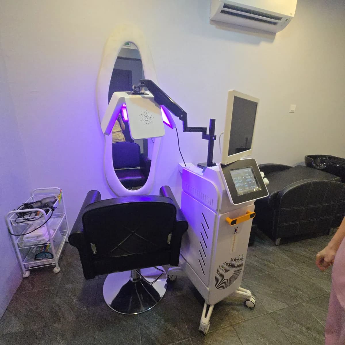 Low-Level Laser Therapy (LLLT) Hair-Regrowth & Treatment | 810 nm diode laser | 2024 | Used - Image 65
