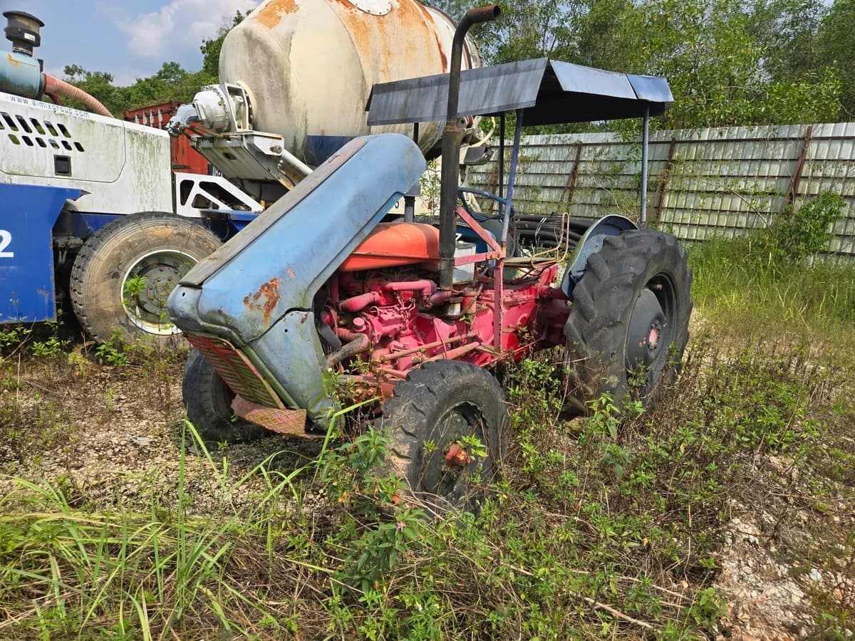 Massey Ferguson | Tractor | 1961 | Used - Image 16
