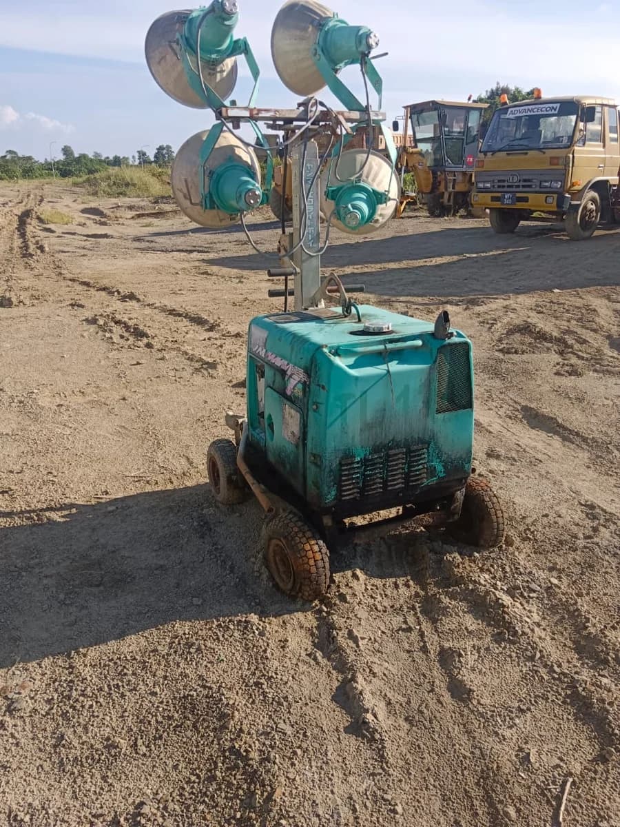 Mobile Light Tower Generator | Portable Jobsite Lighting | TL11 - Image 3