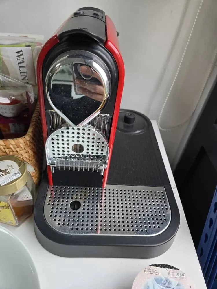 Nespresso Coffee Machine (Red) - Barista-Quality Espresso - Image 3