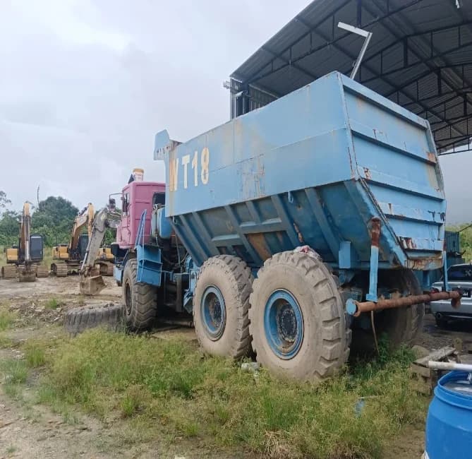 Nissan Dump Truck WT18 | Retrofitted Water Truck - Image 2