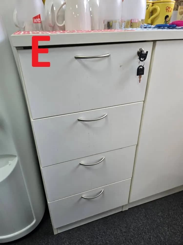 Complete Office Clearance: Desks, Chairs, Shelving, Appliances & More Part B - Image 16