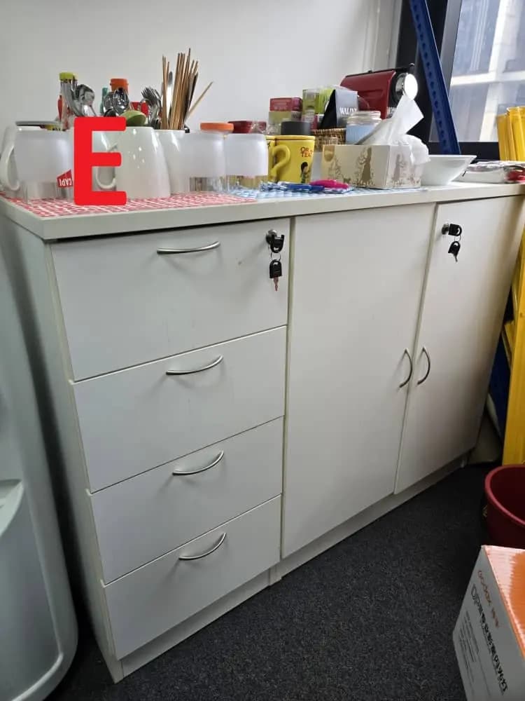 Complete Office Clearance: Desks, Chairs, Shelving, Appliances & More Part B - Image 17