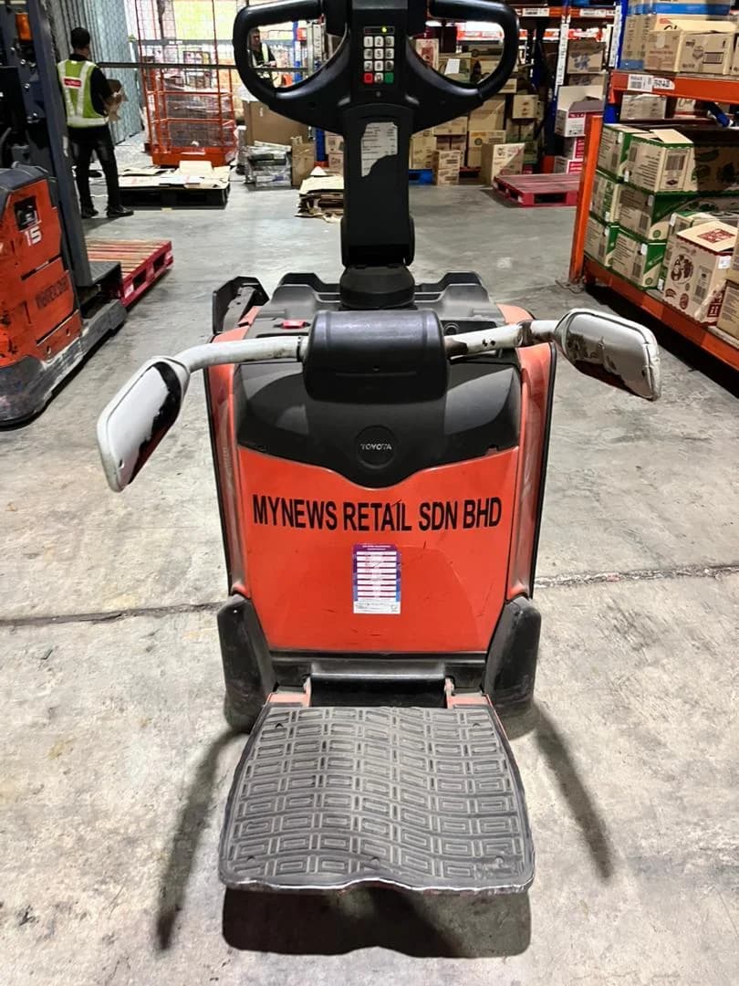 Toyota | Platform lowlifter truck | Electric Pallet Jack | LPE200 | 2020 | used - Image 4