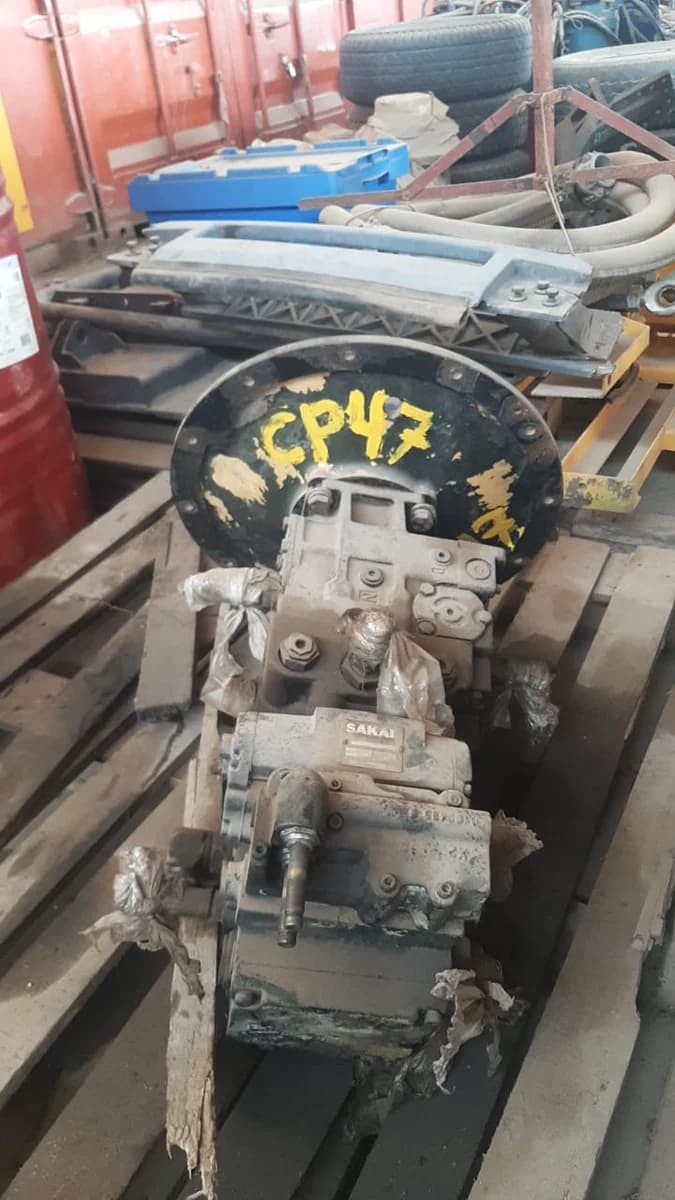 Sakai | Compactor | SV520D | 2017 | used | CP47 -- Engine & GearBox Failure, Sold As-Is, Need Repair, Full Spare Parts Provided - Image 4