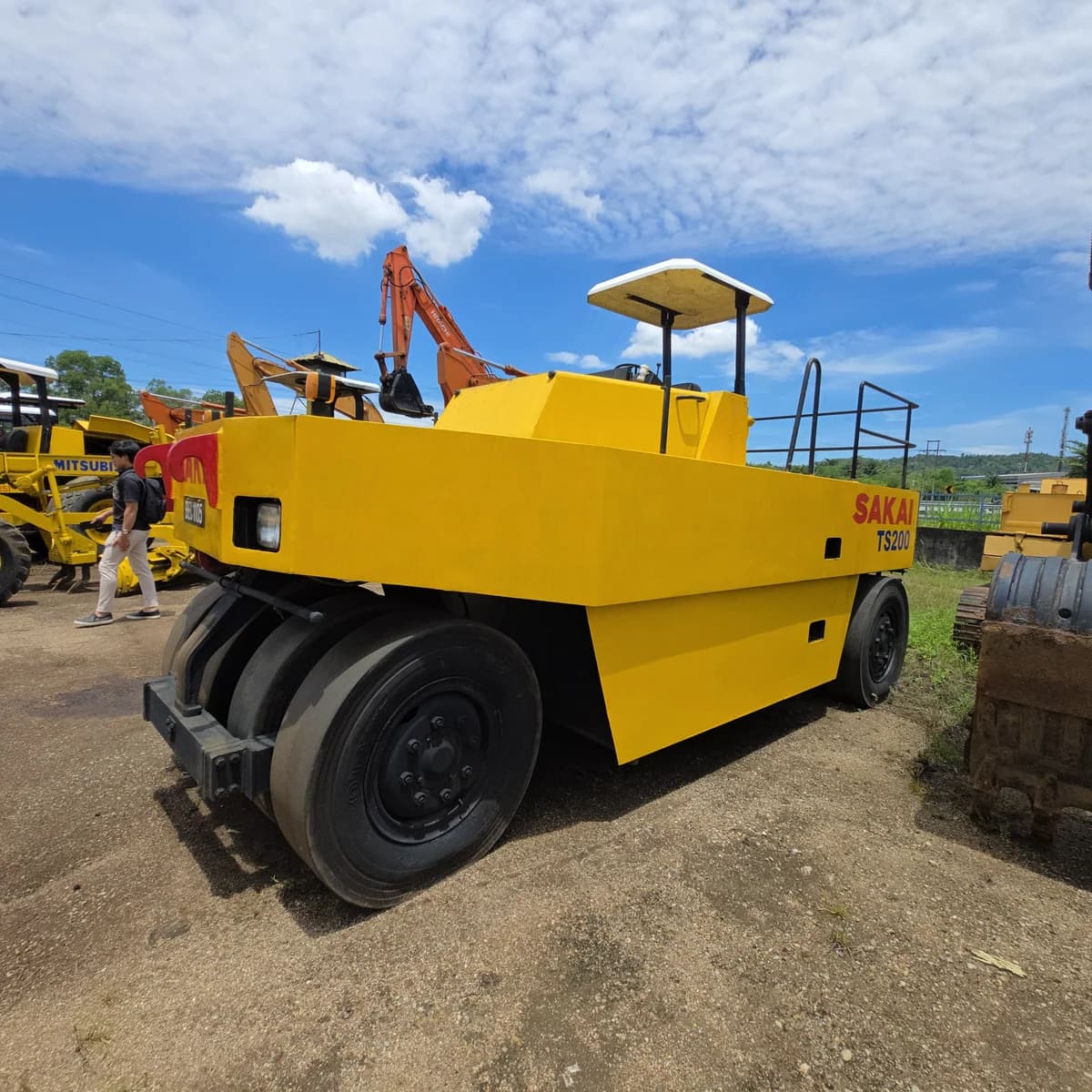 Sakai | Pneumatic Tire Road Roller | TS200 | 1994 | Used | BEC 1105 - Image 8