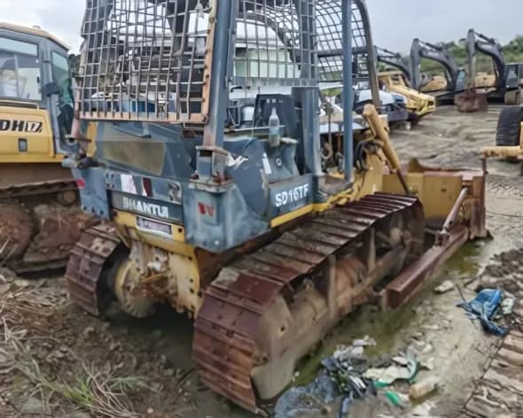 2017 Shantui SD16TF Forest Bulldozer | BD58 - Image 5