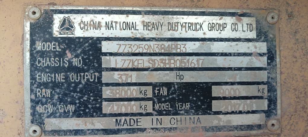 Sinotruck | Dump Truck | ZZ325 | 2017 | Used | AM119 - Image 4