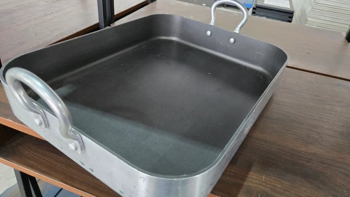 Heavy-Weight Stainless Steel Commercial Roasting Pan | used - Image 7